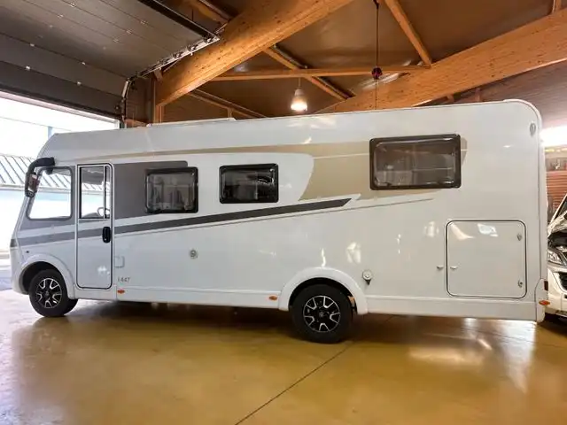 HYMER-ERIBA Future 430 T 